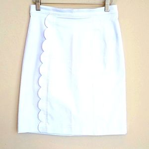 J. McLaughlin white skirt w/scalloped details - new with tags